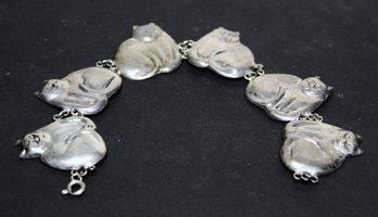 Fine Vintage 1980s Sterling Silver Bracelet With Seated Cats