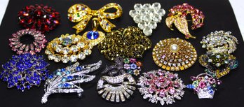 Lot Of 17 Vintage Colorful Rhinestone Brooches