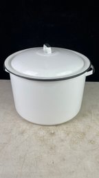 White Enameled Stock Pot