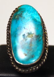 Vintage Sterling Silver Southwestern Ladies Ring Large Turquoise Ring Size 6.5