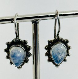 VINTAGE STERLING SILVER PEAR SHAPED MOONSTONE QUARTZ EARRINGS