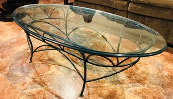 Elegant Coffee Table With Thick Glass Top