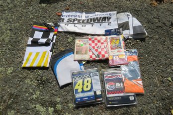 Nascar Flags, Tablecloths & Banners