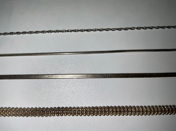 Nice Lot Of 4 Beautiful Vintage Sterling Chains