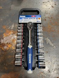 A Quinn 21 Piece Socket Set - SAE- Metric - 3/8 Drive