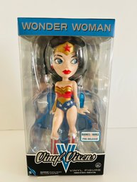 NIB DC Comics & Warner Bros Wonder Woman Vinyl Vixens Pre-release Vinyl Figurine