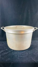US Army 1943 Wear-Ever Aluminum Soup Pot With Lid