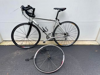 Specialized Allez Elite Racing Bike With Extra Wheel