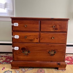 A Simple Petite 3 Drawer Chest