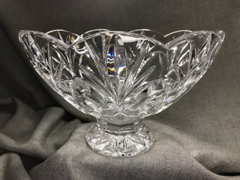 Beautiful Brand New WATERFORD  / Marquis Crystal Large Bowl - No Damage No Issues - Beautiful Large Bowl