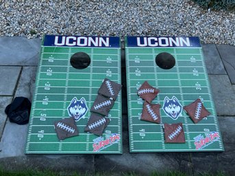 UConn Cornhole Set