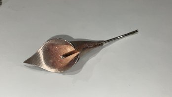 Lovely Vintage Sterling Calla Lilly Brooch With Hint Of Pink ~ 985 ~`