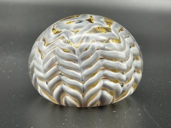 Vintage Glass Art  Paperweight 1 1/2' Tall. (Pw12)