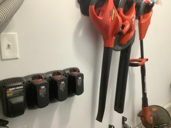 Black And Decker Power Lawn Tools Lot