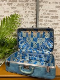 Swanky Vintage MCM Ventura Multitone Blue Suitcase W/ Patterned Interior