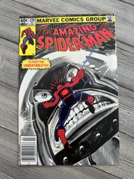Marvel's The Amazing Spider-man #230 - To Fight The Unbeatable Foe