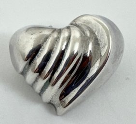 SIGNED AIRESS STERLING SILVER PUFFY HEART BROOCH