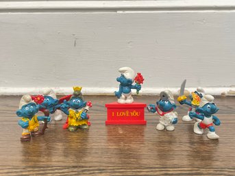 A Bag Of Vintage Smurf Figurines!