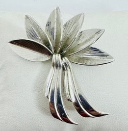 VINTAGE SIGNED BB STERLING SILVER SPRAY BROOCH