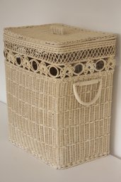 Vintage Wicker Hamper / Basket