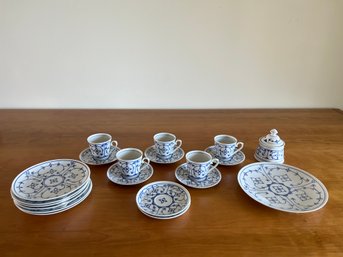 Winterling Bavaria Germany Set Of Tea Cups, Saucers & Dishes