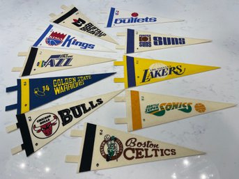 10 NBA Early '70s TRENCH Felt Mini-pennants -10-1/2' X 4-1/8'-excellent Vintage Condition- No Disappointments!