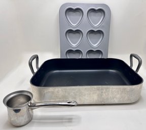 William Sonoma Large Roast Pan, Heart Shape Cake Pan & Creamer