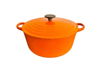 Orange Le Creuset Dutch Oven #26 With Lid