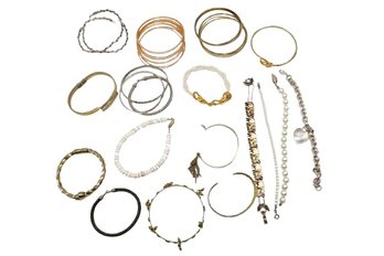 Mix Lot Of Fashion Jewelry