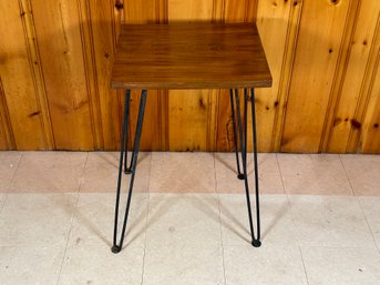 An Authentic Mid-Century Modern Side Table With Gorgeous Wood Grains & Hairpin Legs #2