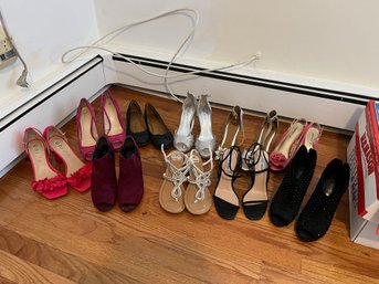 10 Pairs Of Ladies Shoes Size 7.5