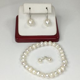 Lovely Lot Of Freshwater Cultured Baroque Pearls - You Get The Bracelet And 2 Pairs Of Earrings With Sterling