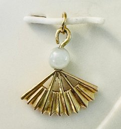 PRETTY 14K GOLD FAN AND PEARL CHARM OR PENDANT