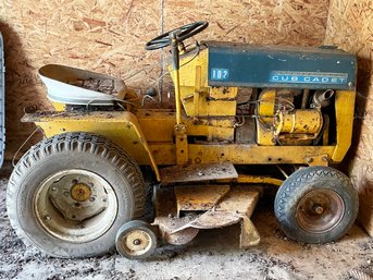 A Vintage Cub Cadet 102