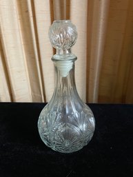 Vintage Anchor Hocking Medallion Pattern 9.5in Whiskey/Wine Decanter