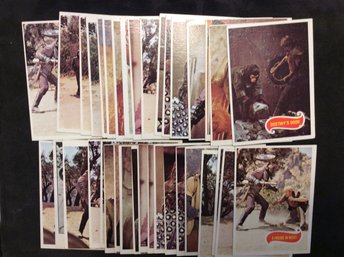 (37) 1967 Planet Of The Apes Trading Cards - K