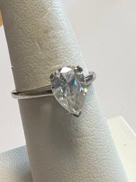 SOLID 14K WHITE GOLD PEAR SHAPED CZ RING