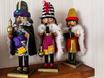 Trio Of Nutcracker Wisemen Mounted Figures