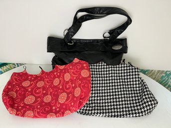 Reverse-a-Purse With Two Interchangeable Exteriors