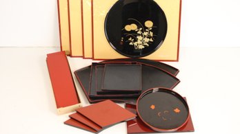 LARGE LOT OF JAPANESE LACQUER TRAYS