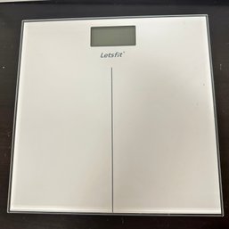 Detecto Stainless Steel Bathroom Digital Scale Model: EB5636H Made In China.                    Liz S A5