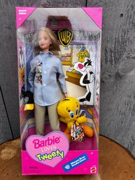 Barbie Loves Tweety