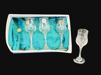 Four Exquisite Derry Crystal Cordial Glasses - Made In N. Ireland