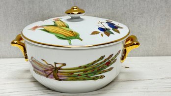 A Royal Worcester ' EVERSHAM' Casserole With Lid 1 Quart