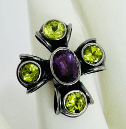 BEAUTIFUL STERLING SILVER AMETHYST AND FACETED PERIDOT RING