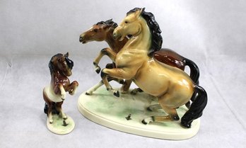 Vintage Cortendorf Porcelain Horses Made In Western Germany  Large 2102 And Small 2397