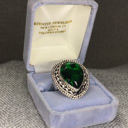 Fantastic Large And VERY Pretty Sterling Silver / 925 Cocktail Ring With Teardrop Chrome Diopside - Wow !