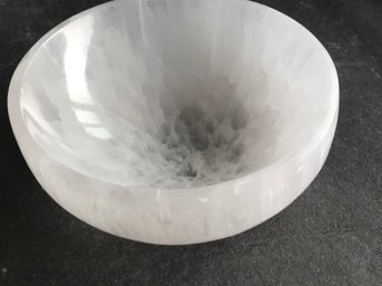 Natural Crystal Bowl, 14 Oz, 4 Inch Diameter