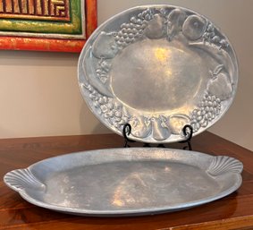 The Wilton Co RWP Serving Trays With Clam Shell And Fruit Design