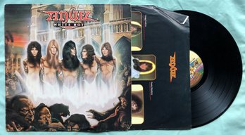 Angel 'white Hot' 1977 Vinyl Record Album - Casablanca Records NBLP 7085, VG Plus / EX-